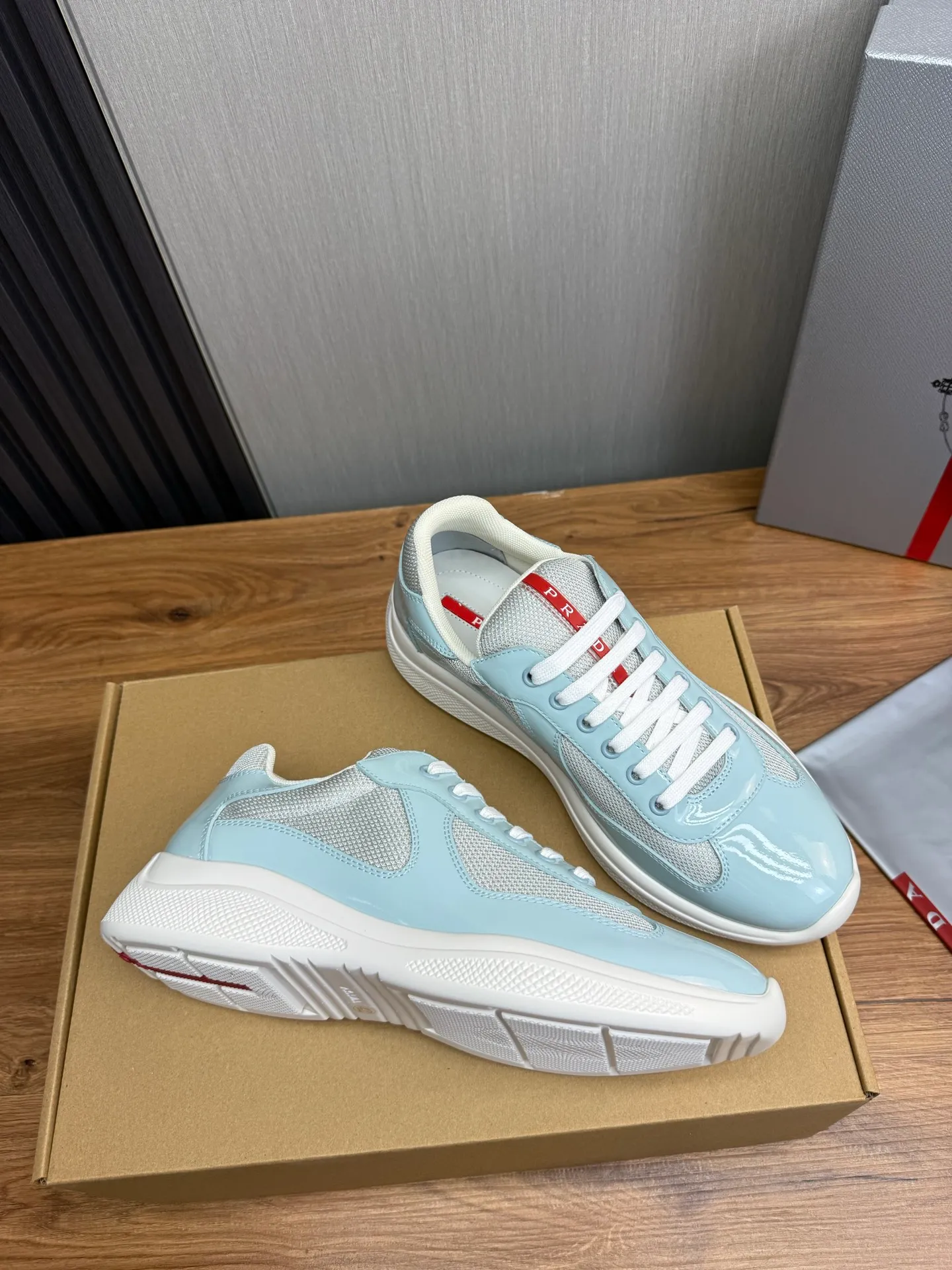 Men's shoes 640💰 [PRADA] Hot selling items🔥Must be recommended every day~~ Official website synchronized, 1:1 high quality shipments✔️ Imported cowhide fabric, rubber material + cowhide lining, original bottom, high-end airplane box packaging🎁 38-45 (38.45 custom-made, non-returnable)